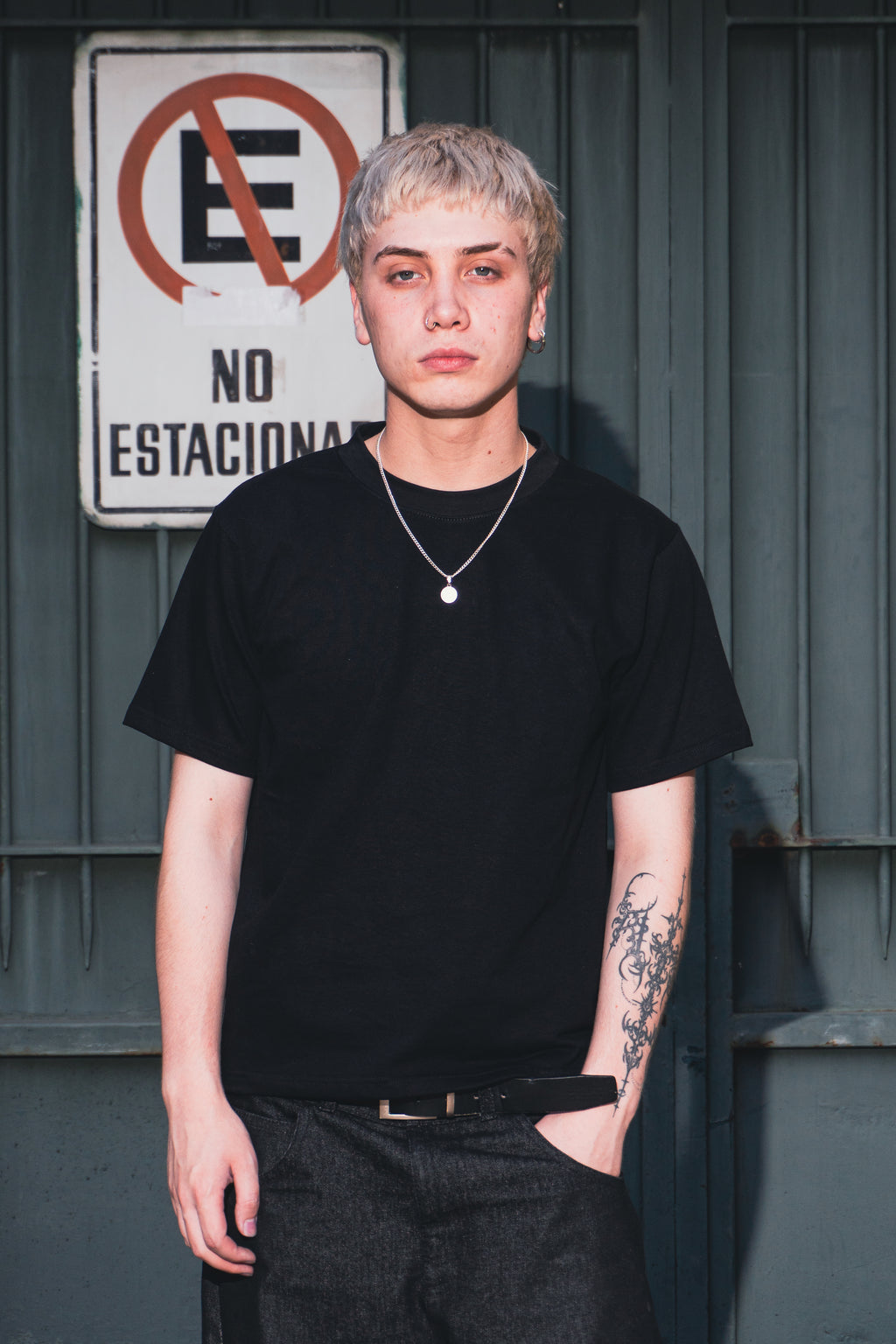 REGULAR FIT CROP TEEs